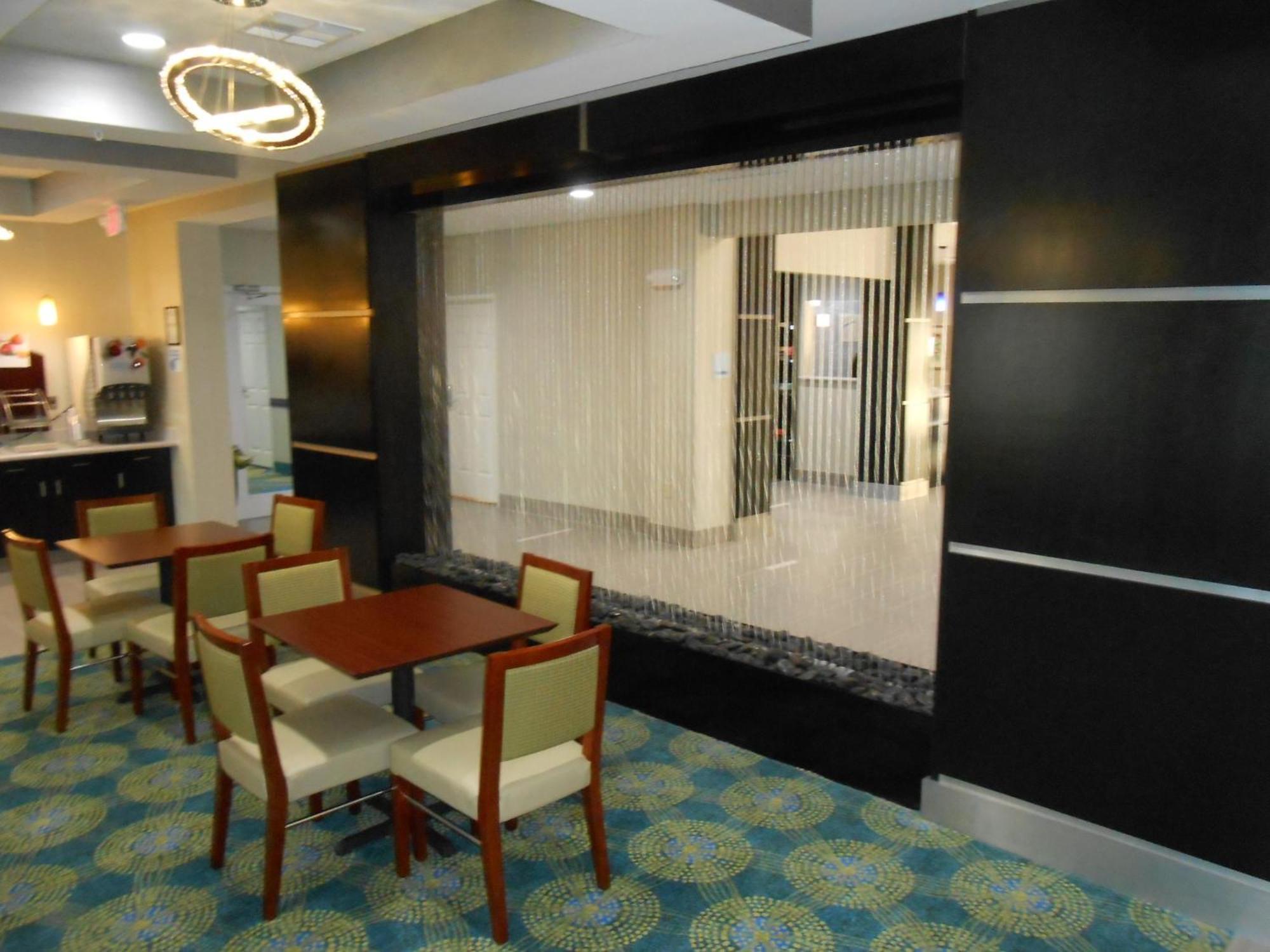 Holiday Inn Express & Suites Houston Northwest-Brookhollow By Ihg Exterior foto